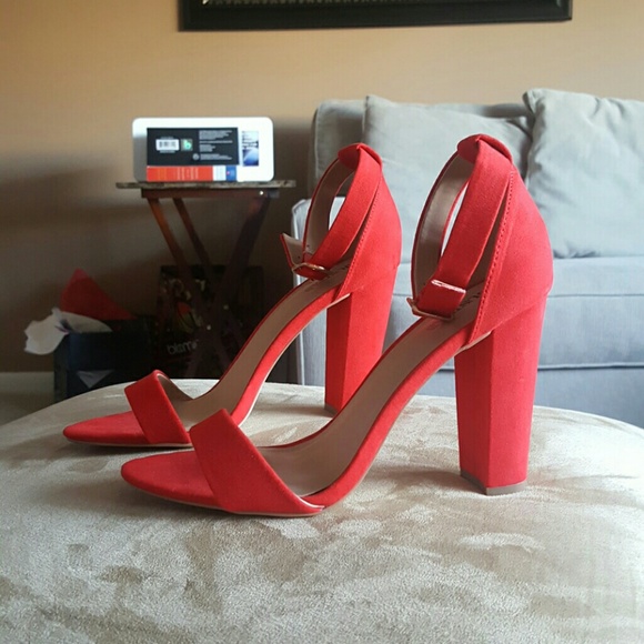 COPY - Red stacked heel shoes - Picture 2 of 6